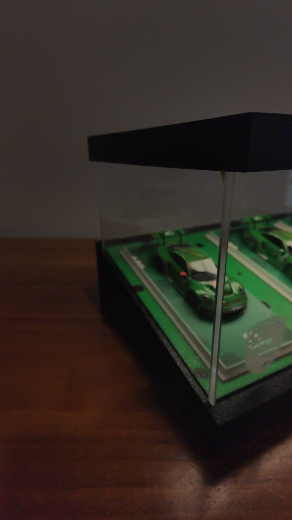 3 X diorama car Rexy display case.