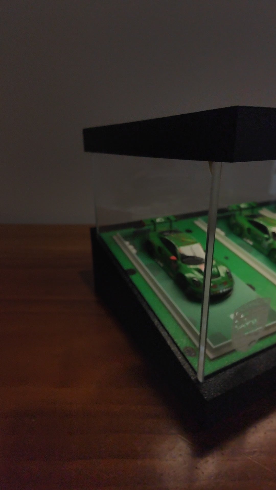 3 X diorama car Rexy display case.